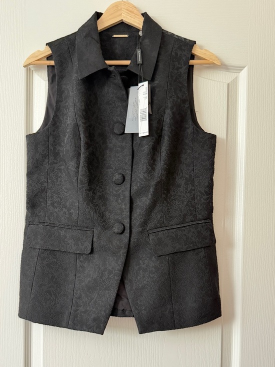 Elie Tahari Jackets & Blazers - Elie Tahari Vest Black Jacquard Sleeveless Tailored Medium New